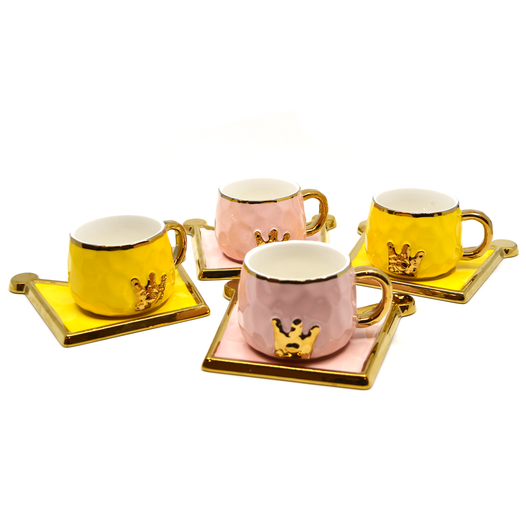 Set of crown mugs